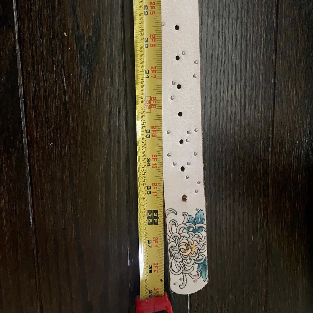 VTG White and Multi Color Ed Hardy Logo Leather Belt with rhinestones & studs 🔩 - Picture 7 of 16